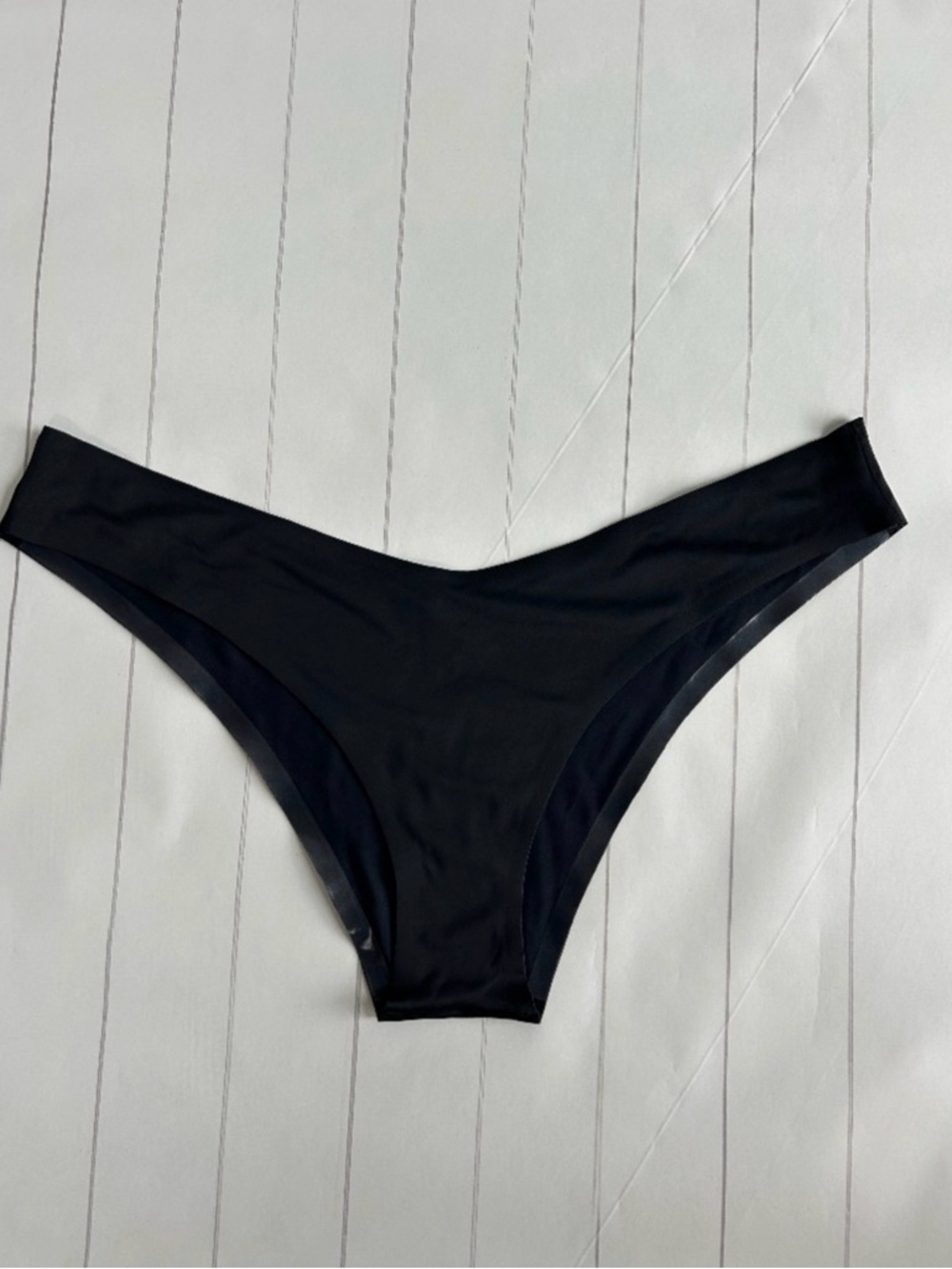 Onewith size XL Merrit dipped cheeky bikini bottom black seamless v-cut waist